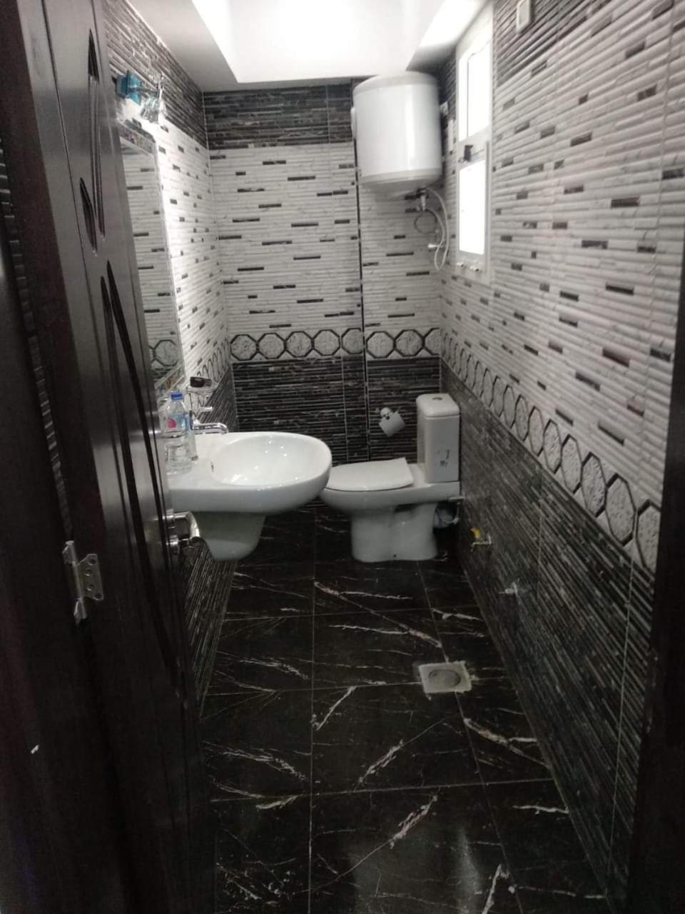 كمباوند جراند جيت المعادي دائري المعادي بجوار كارفور Apartment