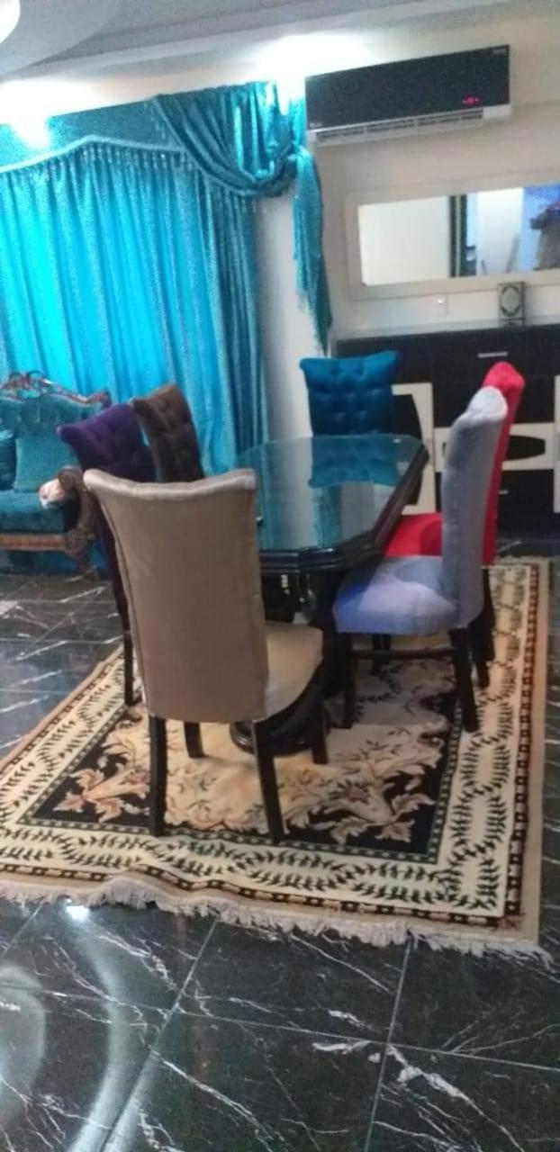 كمباوند جراند جيت المعادي دائري المعادي بجوار كارفور Apartment *